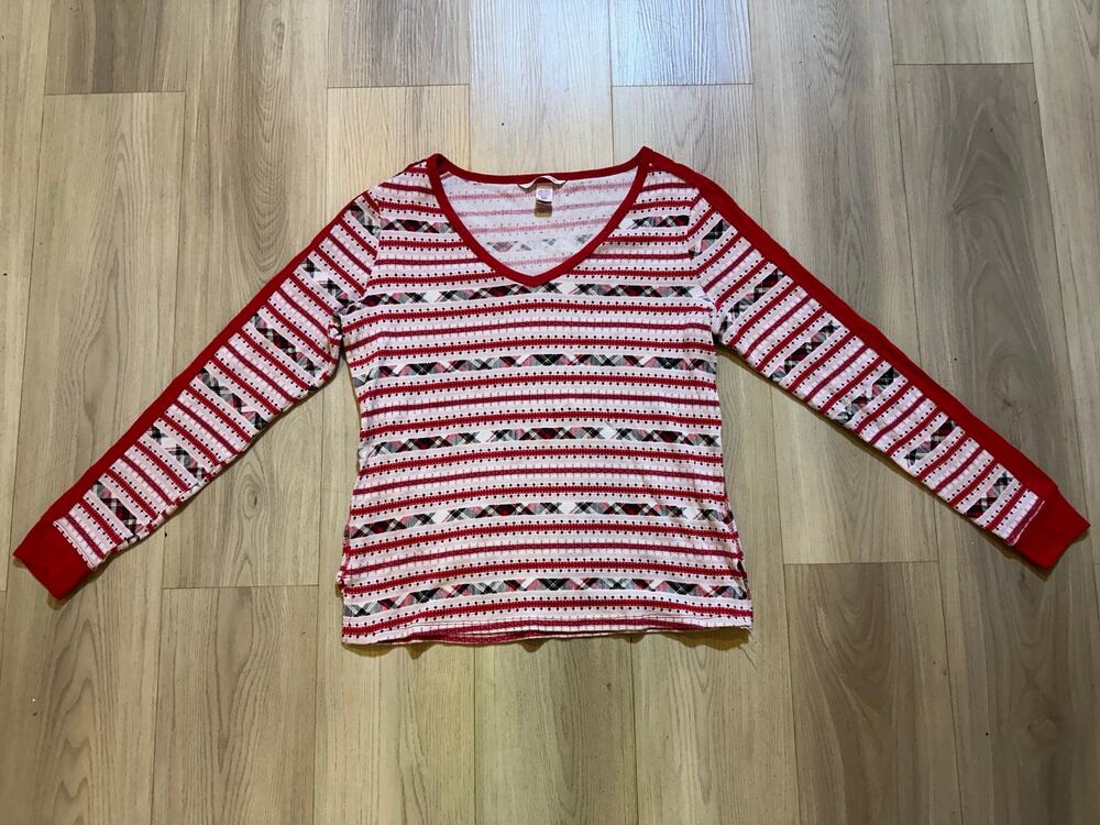 Victoria’s Secret Thermal Top Red White Fair Isle Plaid Long Sleeve V-Neck S